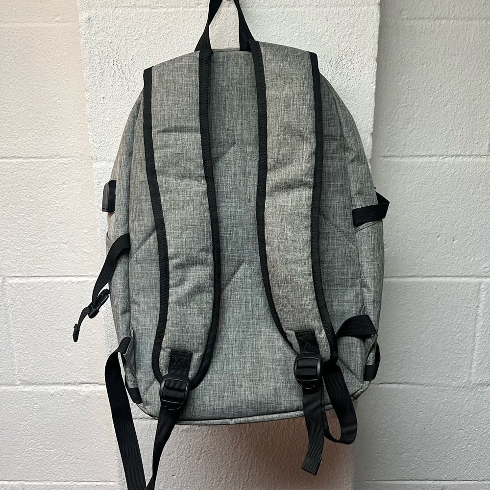 Sleek Gray Backpack for Men - Picture 5 of 10